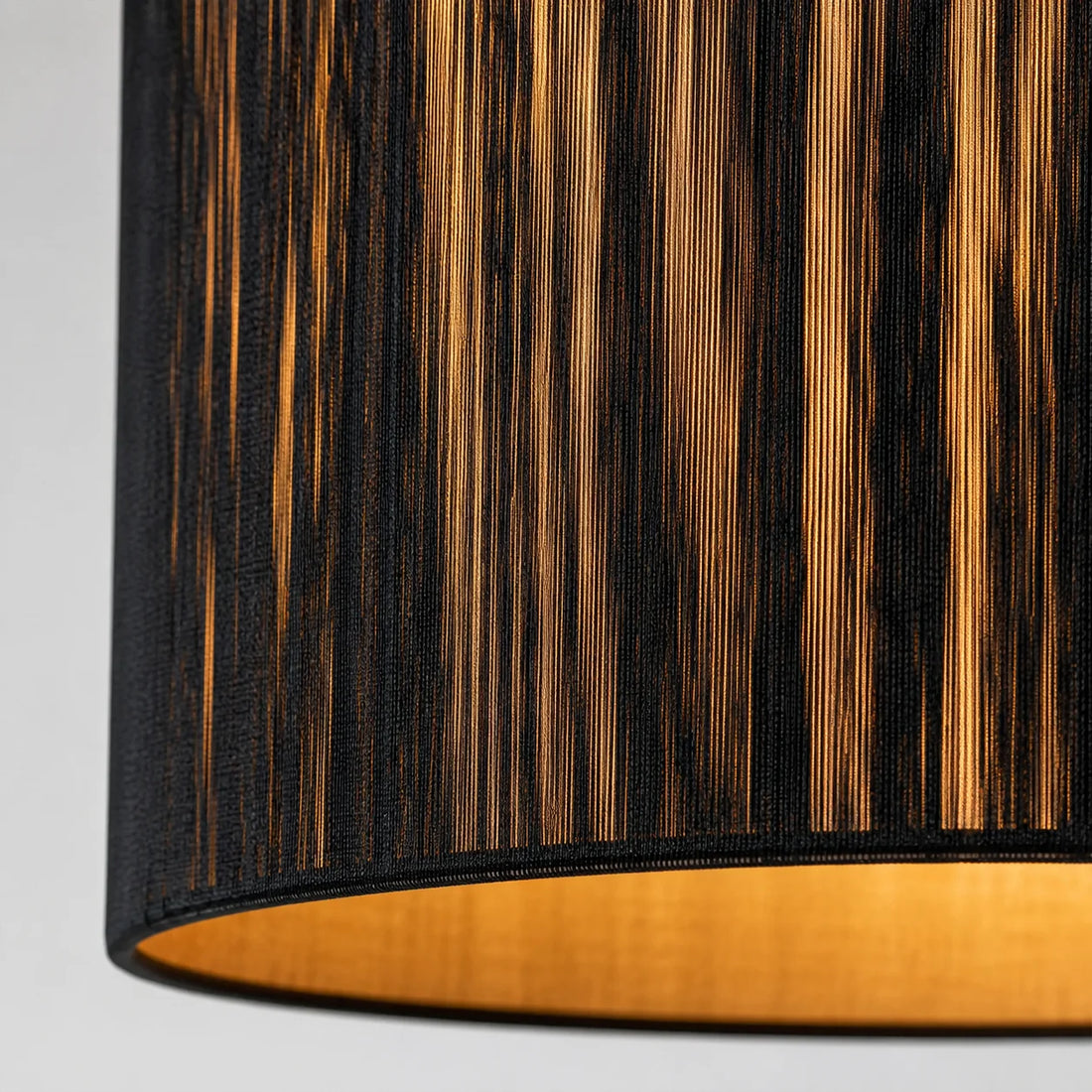 Suspension Abat-Jour Cylindrique Fils PVC Noir Bois · Kyoto · photo 3