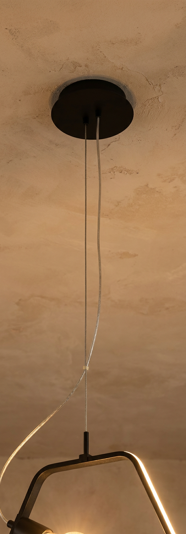 Suspension LED Acier Composite Noir · Ikaria · photo 13