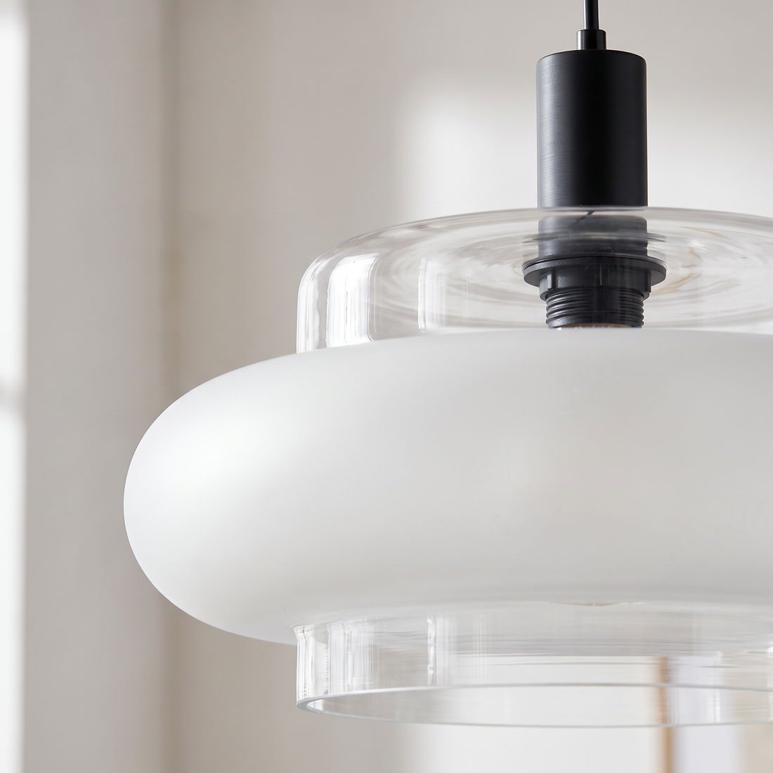 Suspension 40 cm en Verre Transparent & Anneau Givré - Nube
