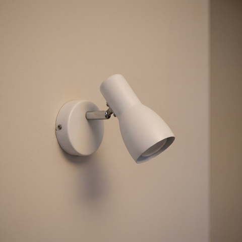 Applique murale Acier Blanc E14 | Picardo — eteinte en situation