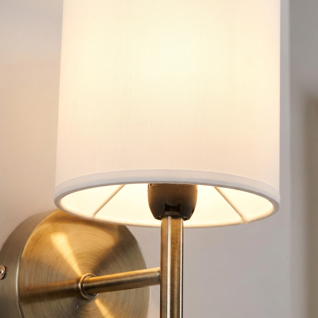 Applique murale Acier Tissu Antique Laiton Blanc | Yan — detail de la lumiere