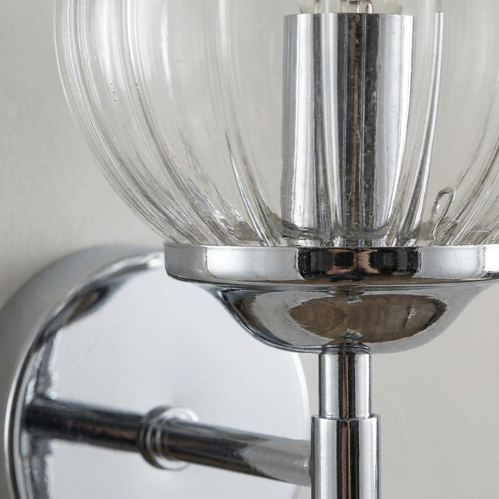 Applique murale acier verre chrome Best — détail de la matière