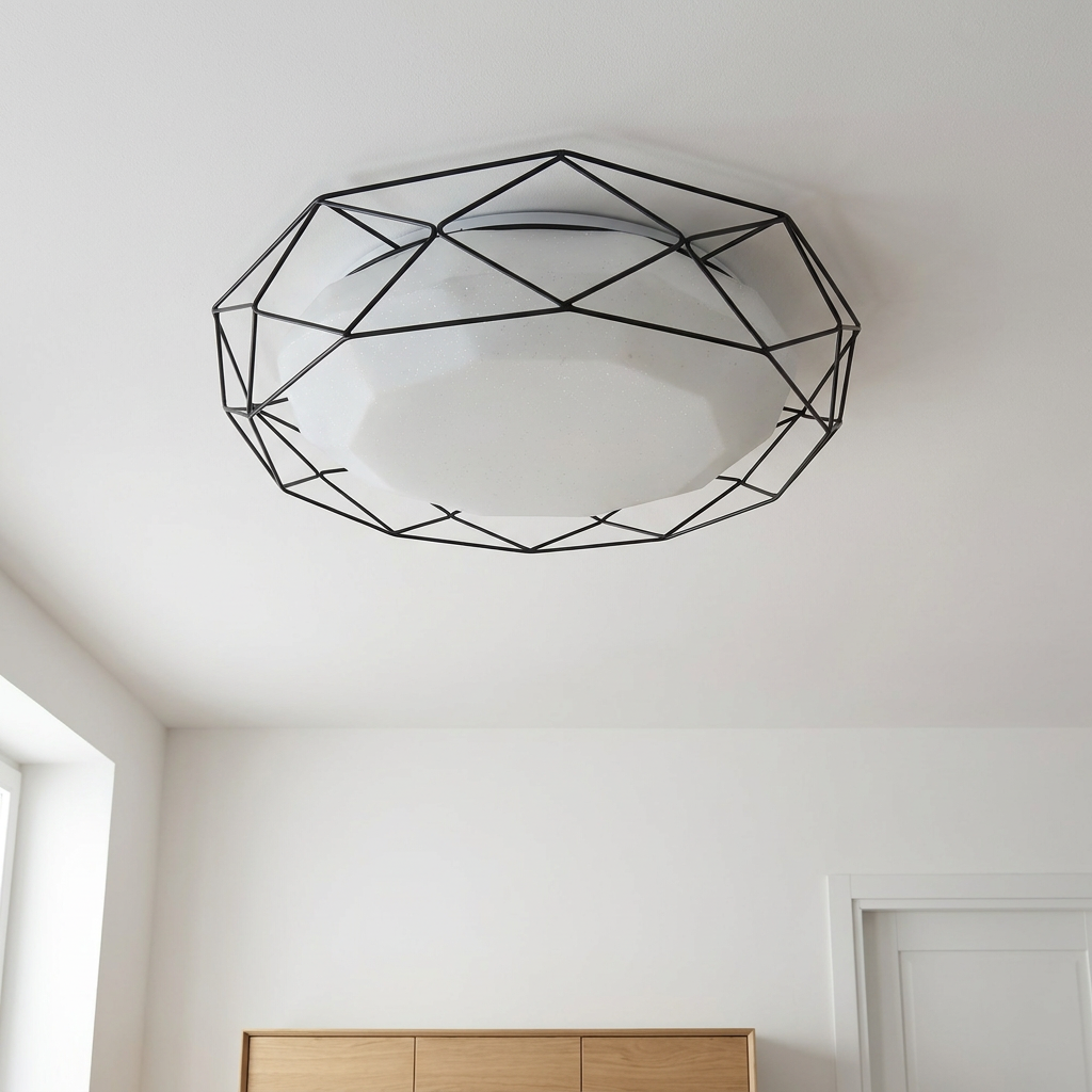 Plafonnier LED noir Sven vu de dessous, cage géométrique plaquée au plafond, éteint